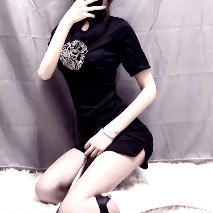 模犯生海报